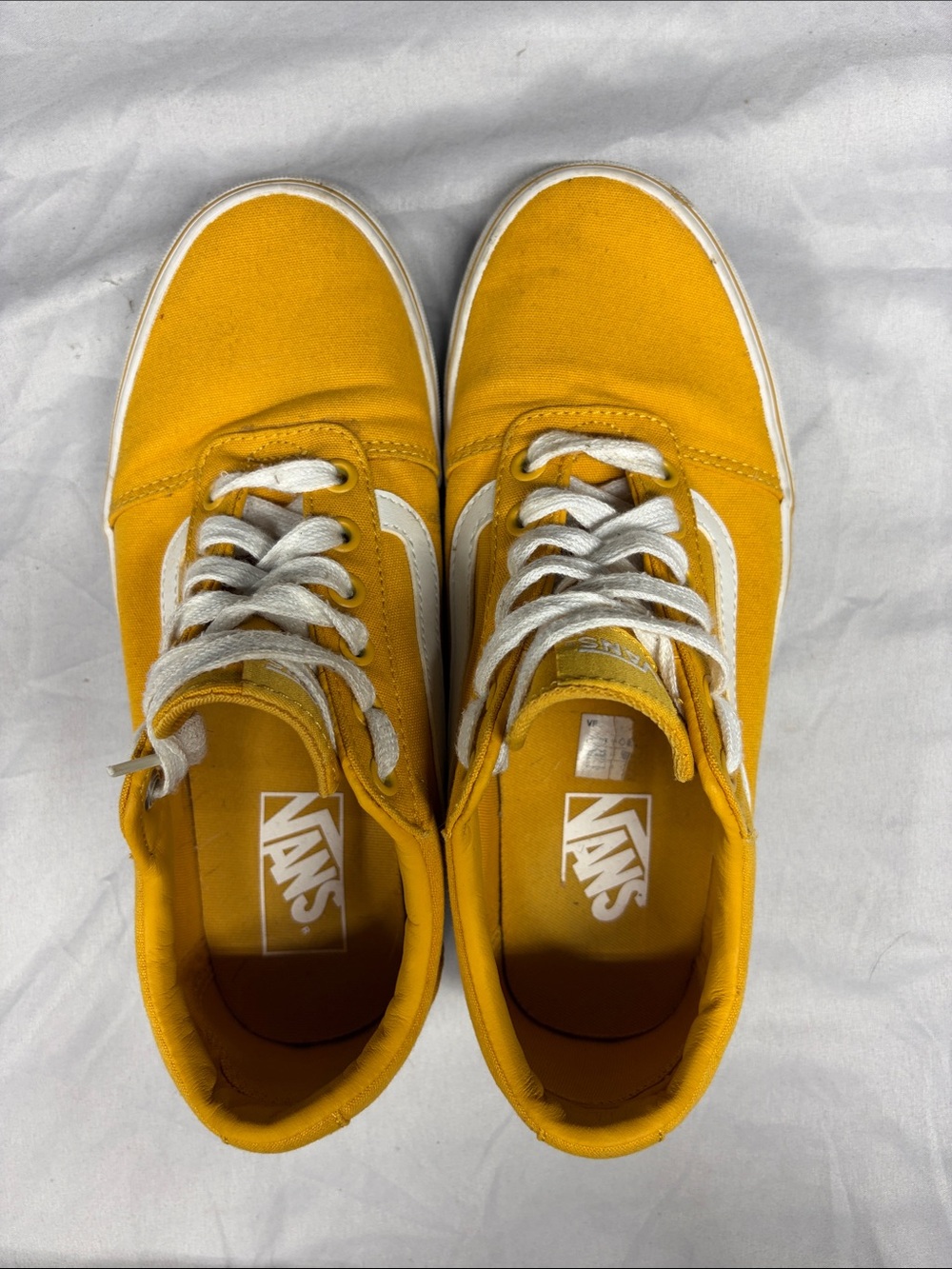 Vans Kids Low-Top Canvas Sneakers in Yellow with White Stripe